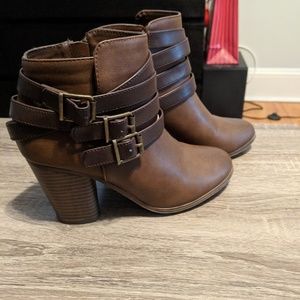 Ankle booties
